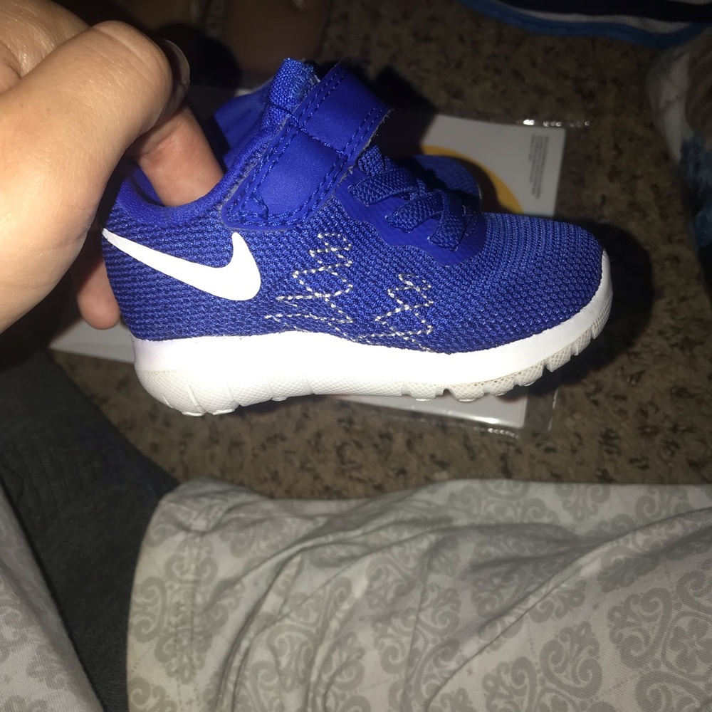 Blue infants Nike’s size 2.5